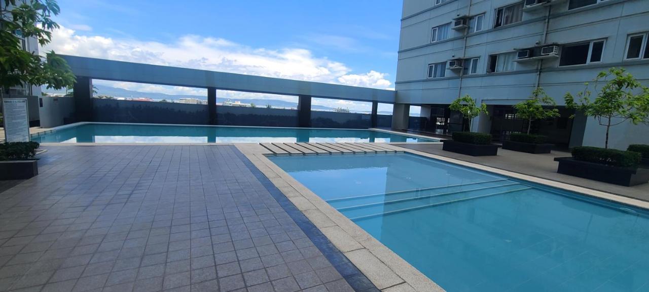 Avida Tower Free Airport Pick Up For 3 Nights Stay Or More Davao City Dış mekan fotoğraf